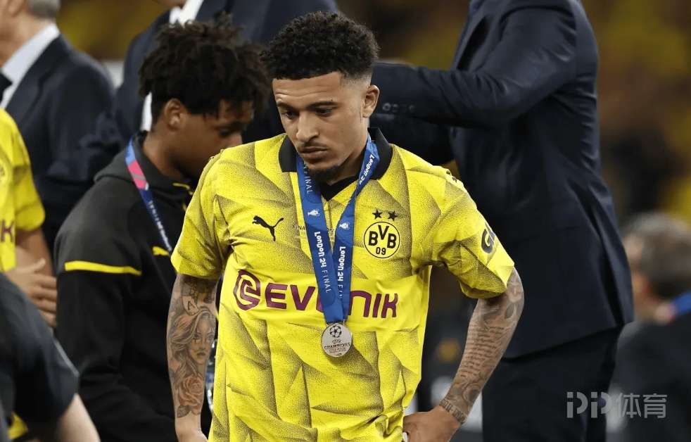 转会专家：桑乔今夏自由身离开曼联 他或许会想回多特